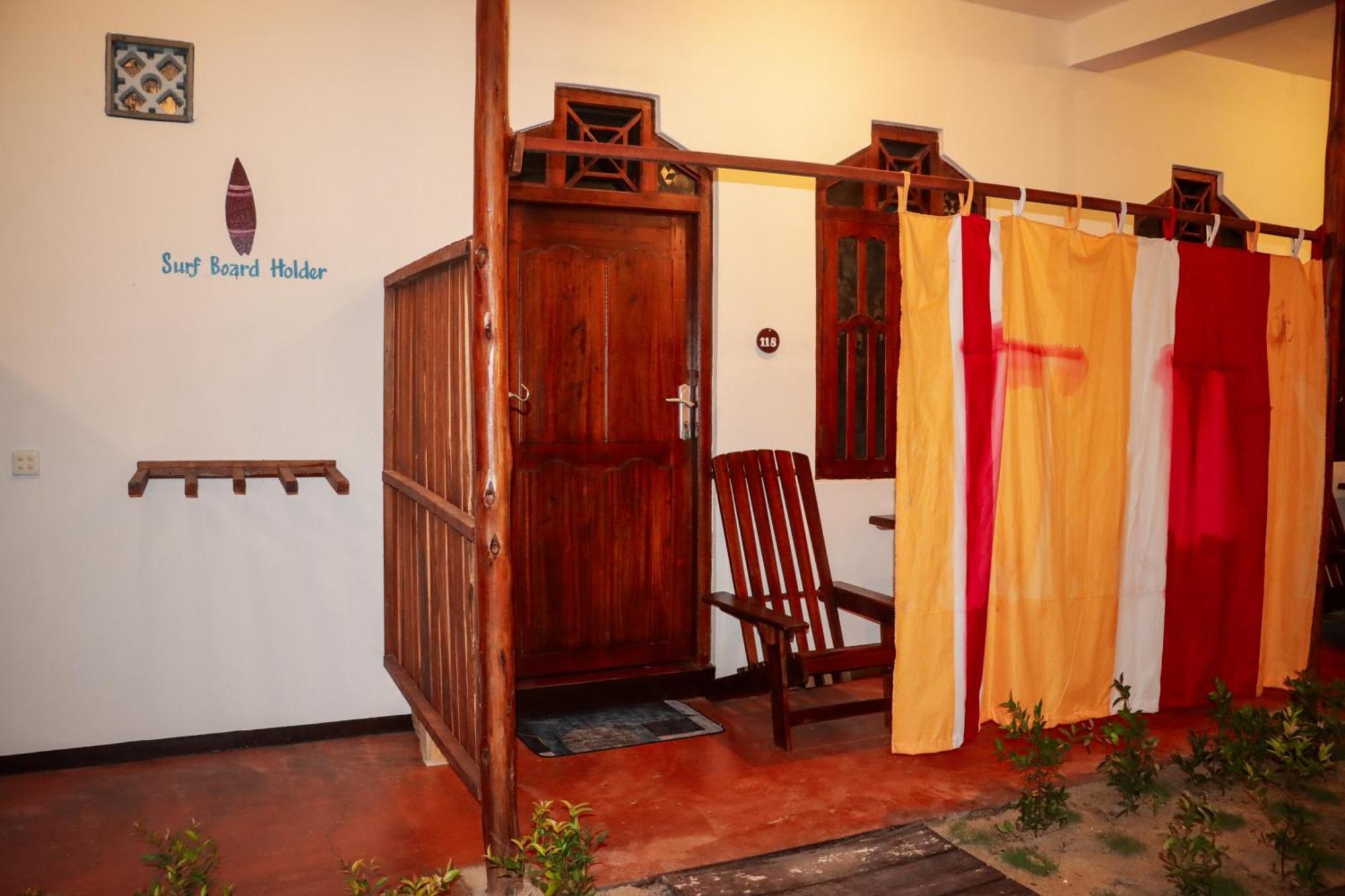 Surfers Park Arugambay Bed and Breakfast Arugam Bay Buitenkant foto