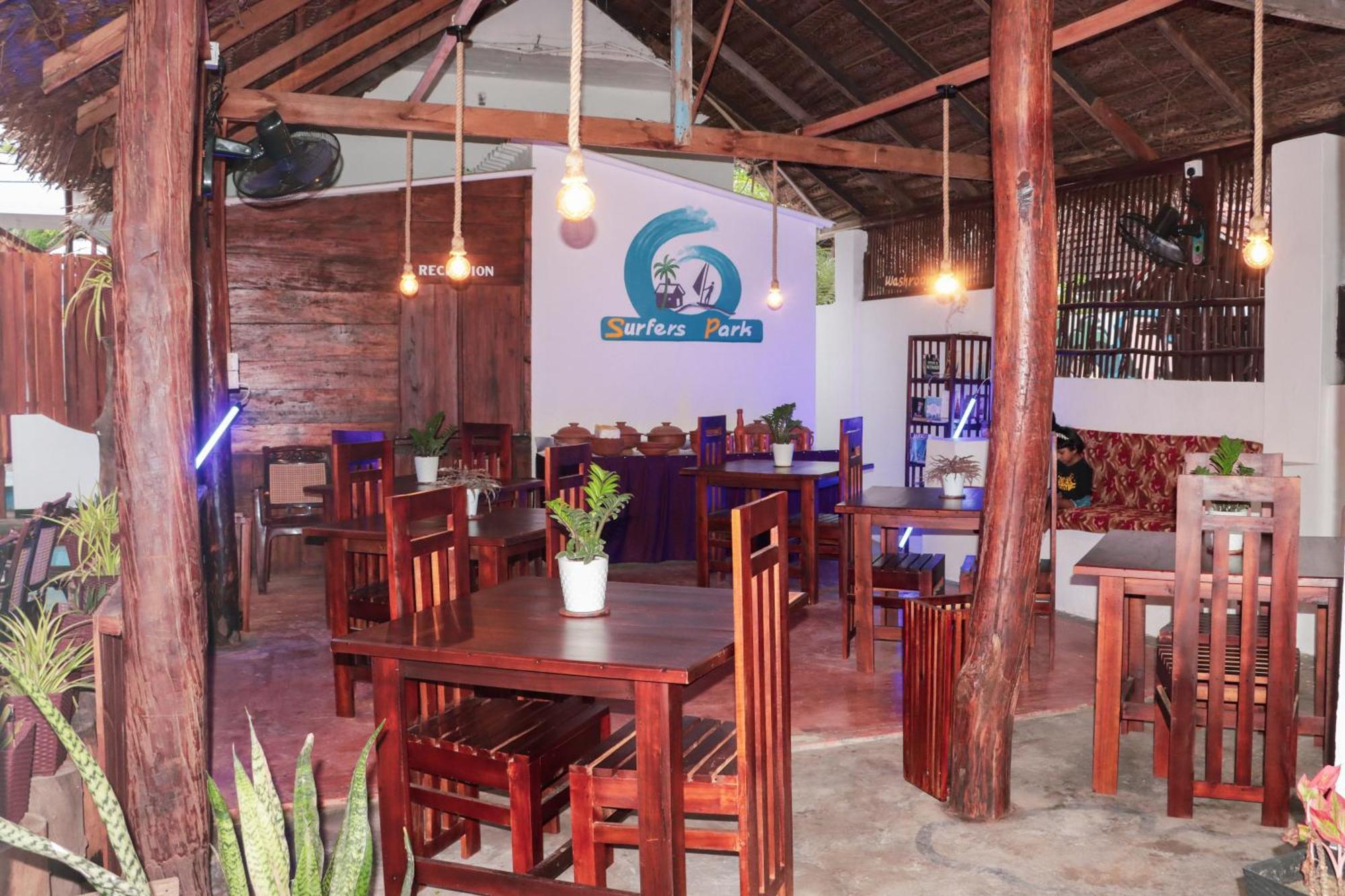 Surfers Park Arugambay Bed and Breakfast Arugam Bay Buitenkant foto